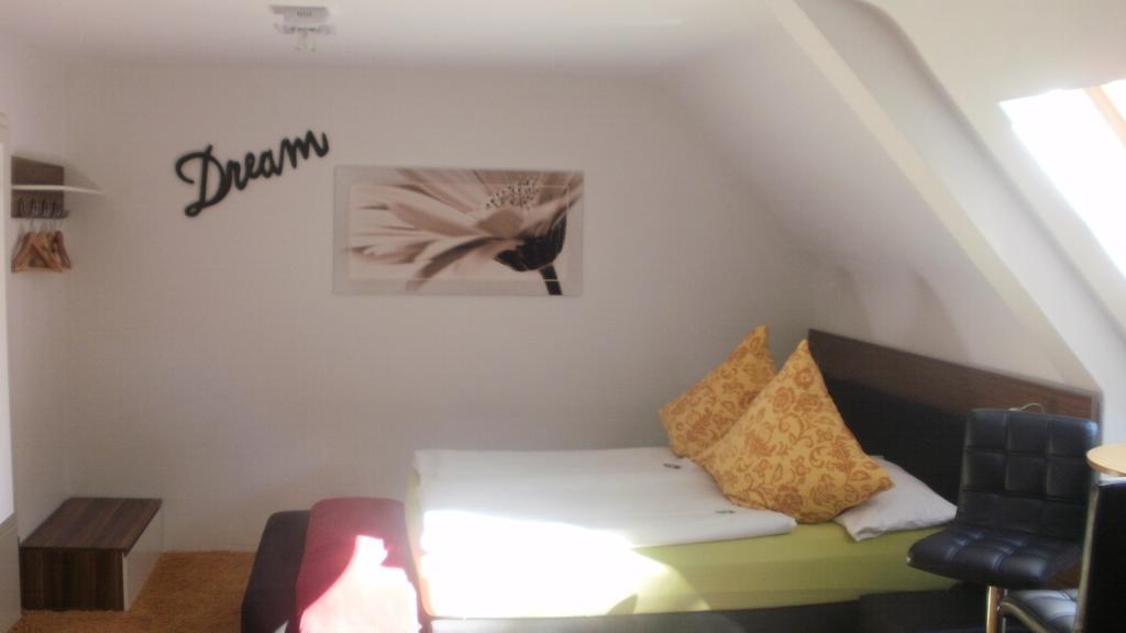 Gaestezimmer Im Haus Am Wald 프로이덴슈타트 객실 사진